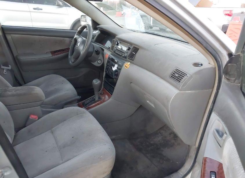 Photo 5 of 2006 Toyota Corolla LE (VIN 1NXBR32E66Z647203)