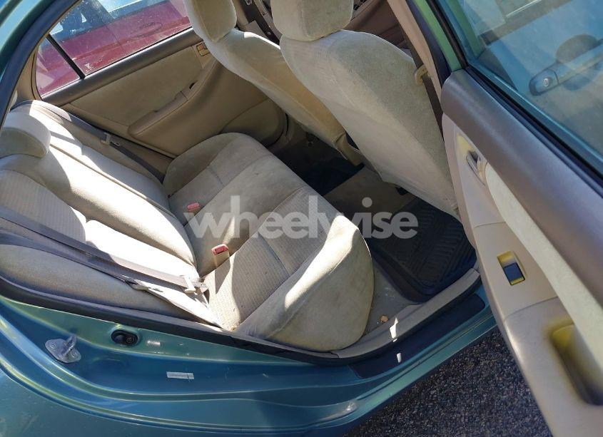 Photo 8 of 2006 Toyota Corolla CE (VIN 1NXBR32E66Z682470)