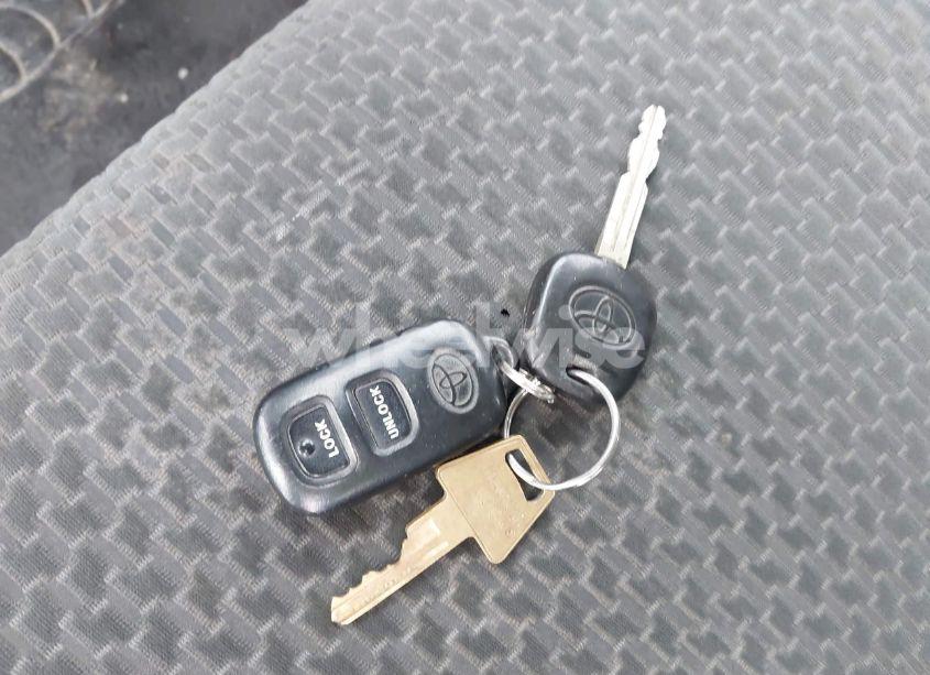 Photo 11 of 2006 Toyota Corolla S (VIN 1NXBR32E66Z741419)