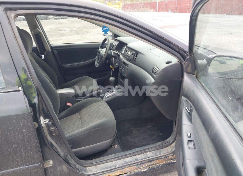 Photo 5 of 2006 Toyota Corolla S (VIN 1NXBR32E66Z741419)