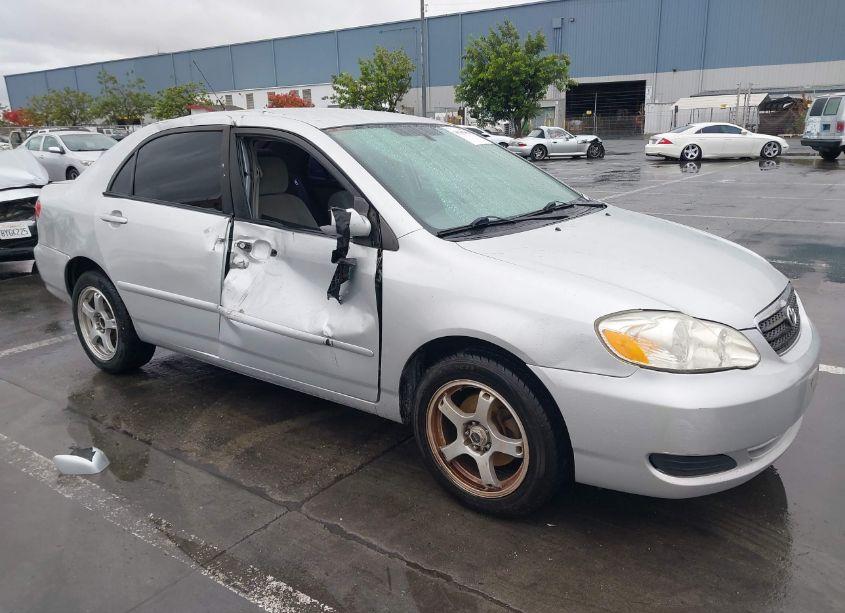 2007 Toyota Corolla LE (VIN 1NXBR32E67Z791223) main photo