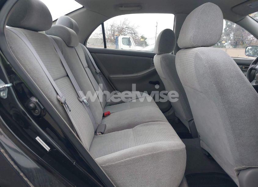 Photo 8 of 2007 Toyota Corolla CE (VIN 1NXBR32E67Z824673)