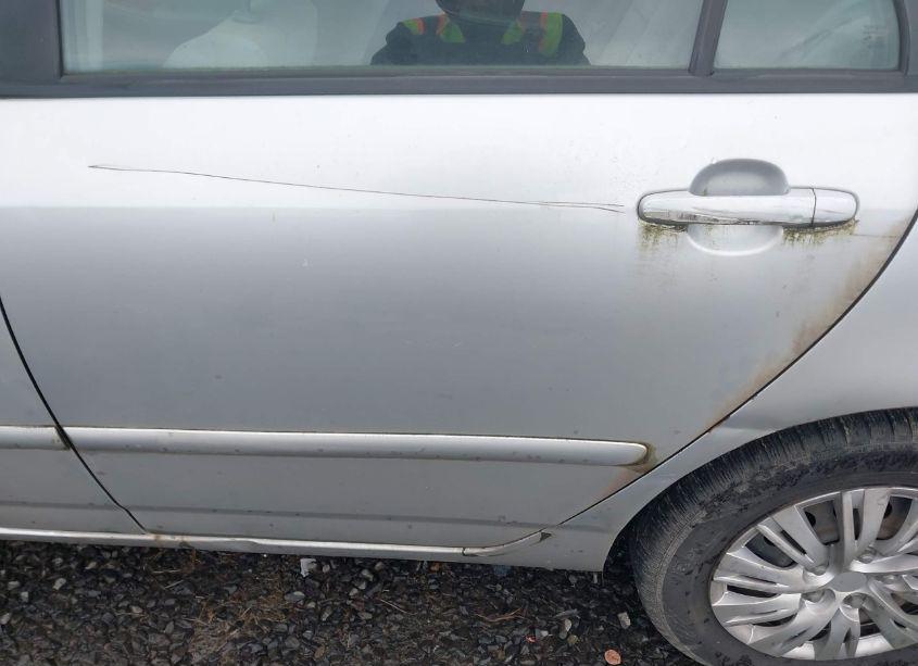 Photo 14 of 2007 Toyota Corolla LE (VIN 1NXBR32E67Z851274)