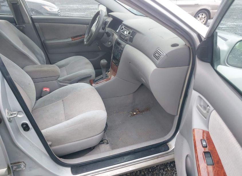 Photo 5 of 2007 Toyota Corolla LE (VIN 1NXBR32E67Z851274)