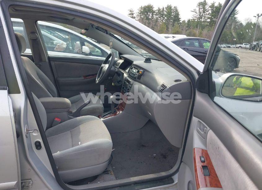 Photo 5 of 2007 Toyota Corolla LE (VIN 1NXBR32E67Z866809)