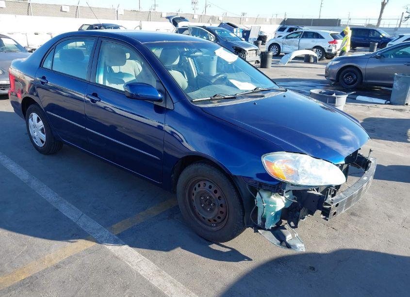 2007 Toyota Corolla LE (VIN 1NXBR32E67Z880421) main photo