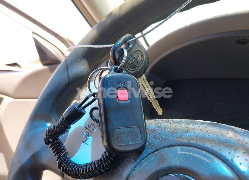 Photo 11 of 2008 Toyota Corolla LE (VIN 1NXBR32E68Z978625)