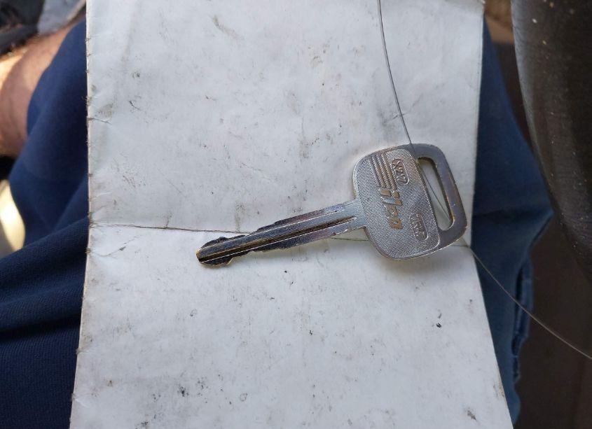 Photo 11 of 2003 Toyota Corolla CE (VIN 1NXBR32E73Z013975)