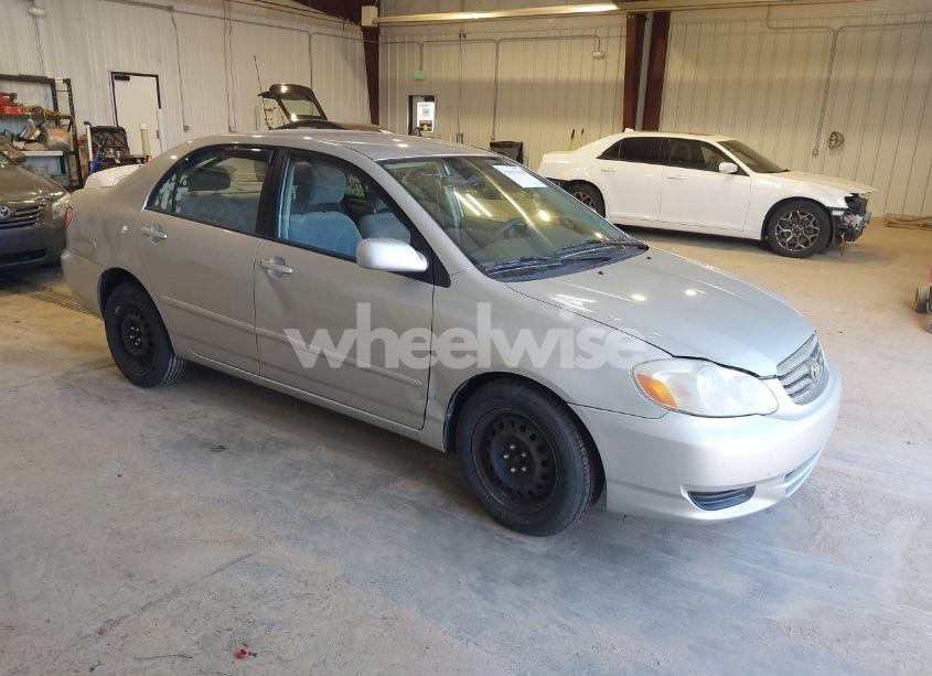 2003 Toyota Corolla LE (VIN 1NXBR32E73Z150110) main photo