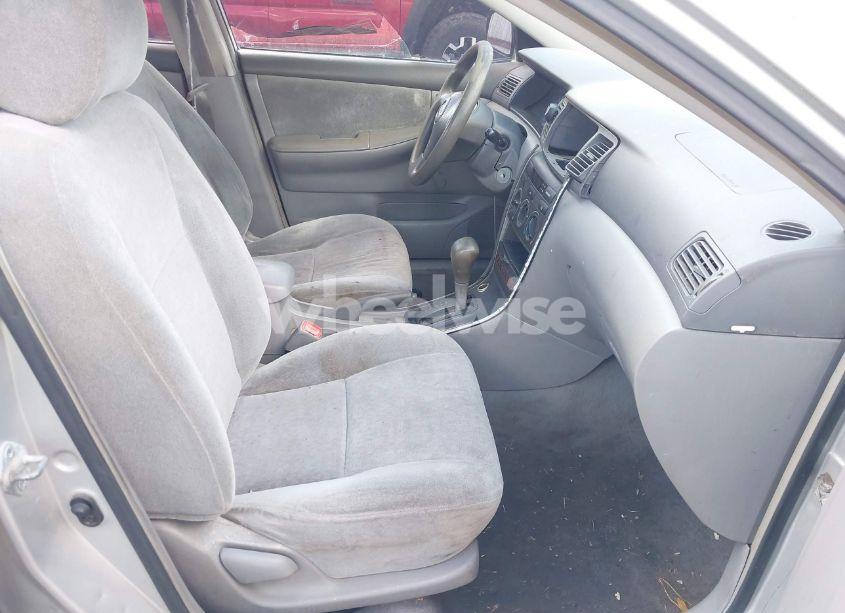 Photo 5 of 2004 Toyota Corolla CE (VIN 1NXBR32E74Z191130)