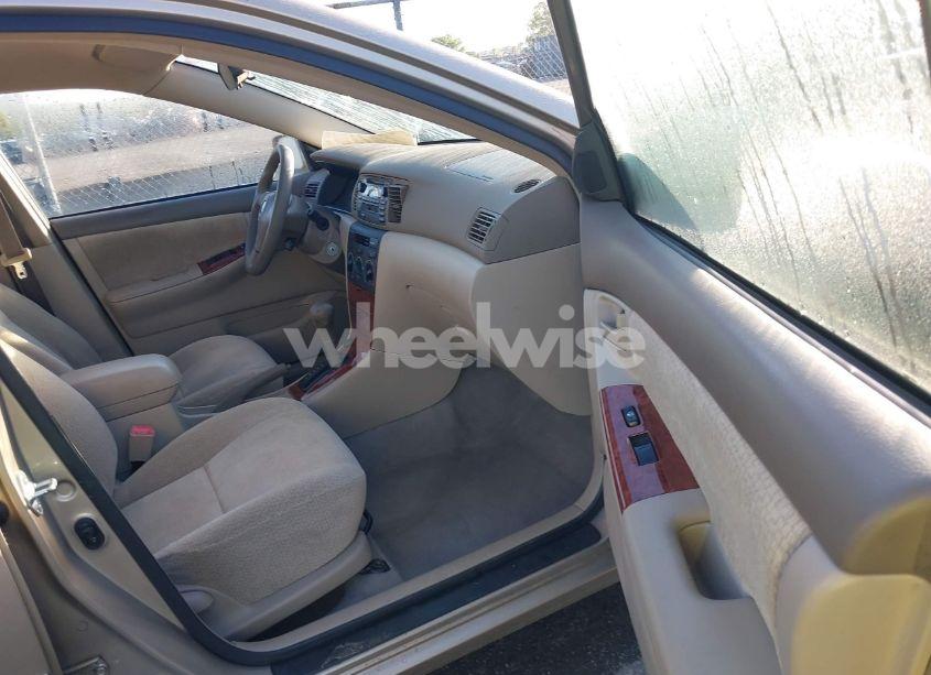 Photo 5 of 2004 Toyota Corolla LE (VIN 1NXBR32E74Z228466)