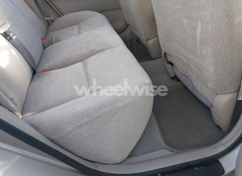 Photo 8 of 2004 Toyota Corolla LE (VIN 1NXBR32E74Z228466)