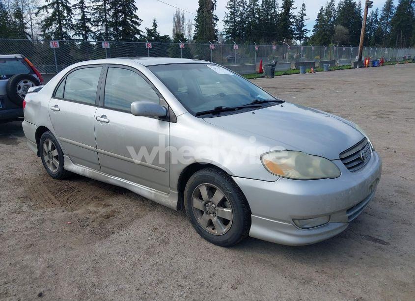 2004 Toyota Corolla S (VIN 1NXBR32E74Z319477) main photo