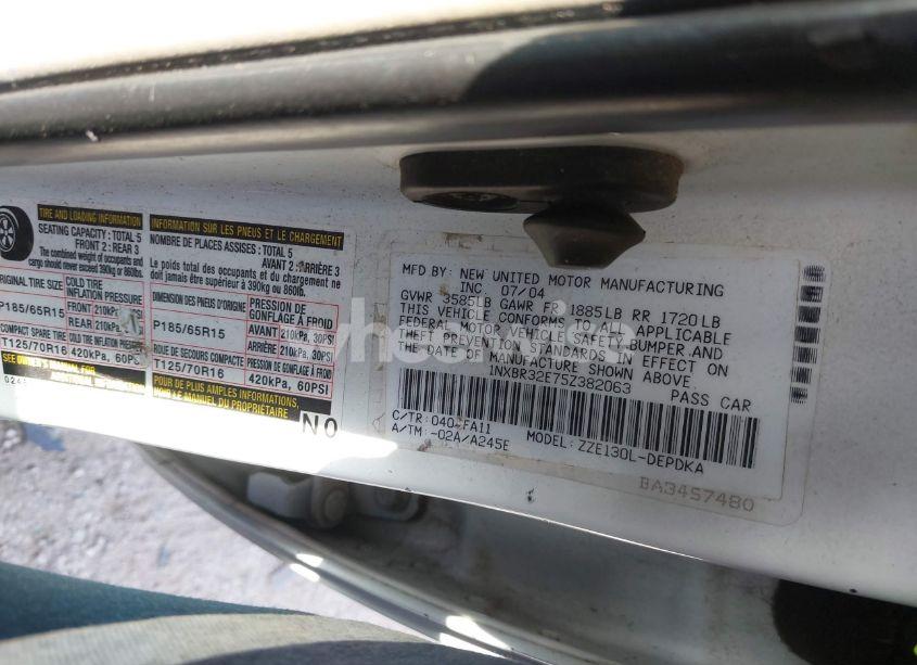 Photo 9 of 2005 Toyota Corolla CE (VIN 1NXBR32E75Z382063)