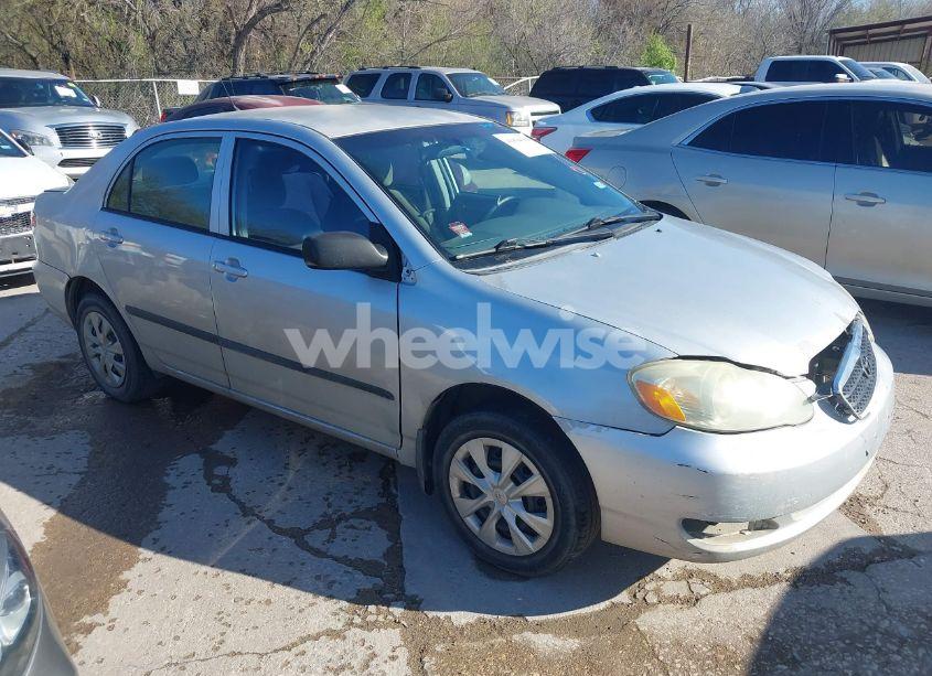 2005 Toyota Corolla LE (VIN 1NXBR32E75Z390289) main photo