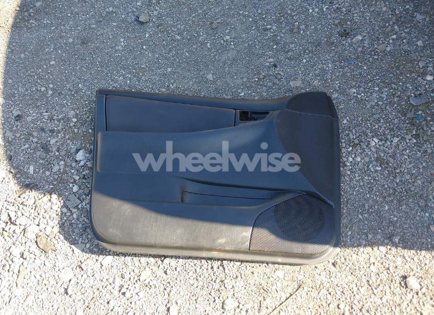 Photo 12 of 2005 Toyota Corolla S (VIN 1NXBR32E75Z392222)