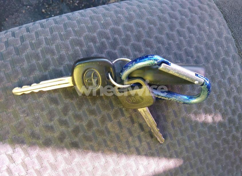 Photo 11 of 2005 Toyota Corolla S (VIN 1NXBR32E75Z394911)