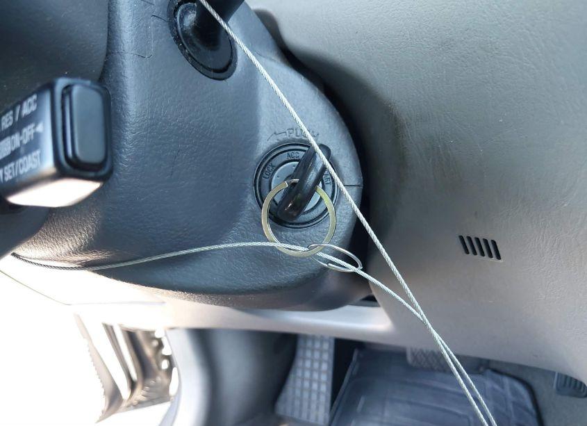 Photo 11 of 2005 Toyota Corolla LE (VIN 1NXBR32E75Z396934)