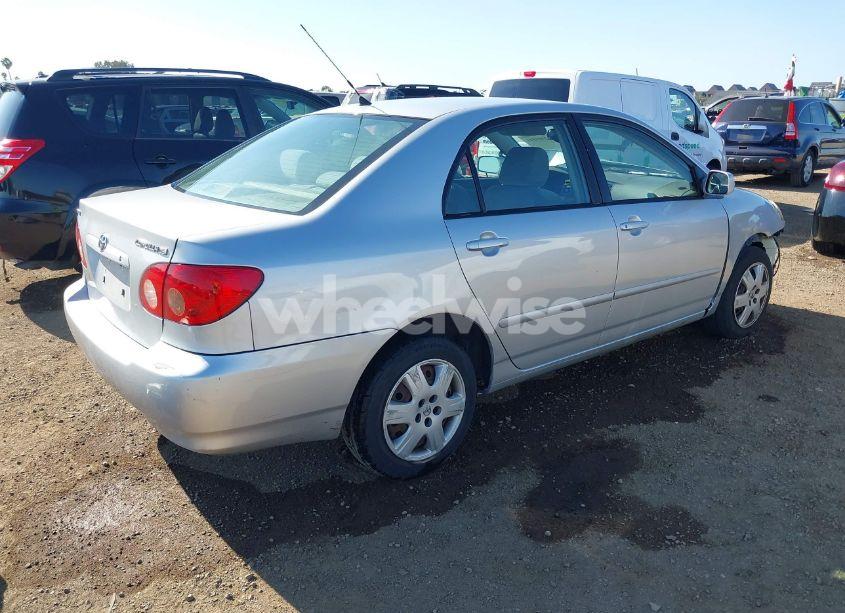Photo 4 of 2005 Toyota Corolla LE (VIN 1NXBR32E75Z410296)