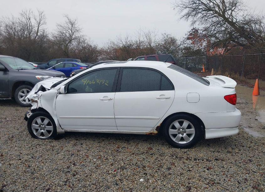 Photo 15 of 2005 Toyota Corolla S (VIN 1NXBR32E75Z430340)
