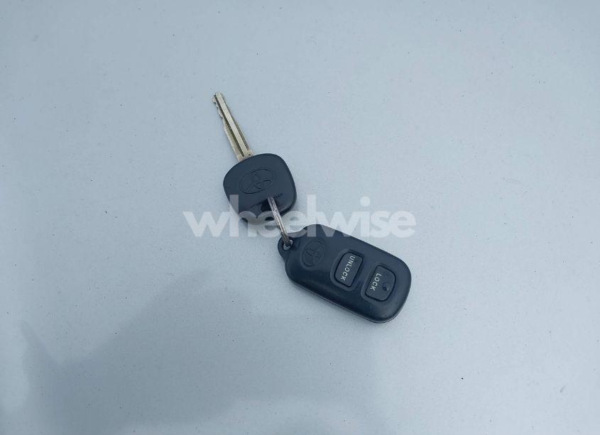 Photo 11 of 2005 Toyota Corolla S (VIN 1NXBR32E75Z446263)