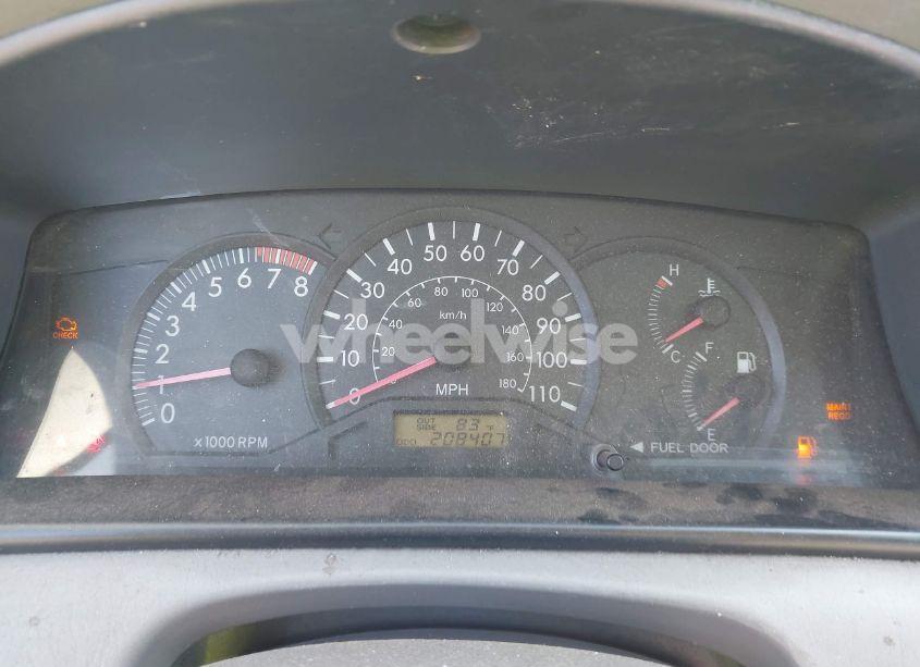 Photo 7 of 2005 Toyota Corolla CE (VIN 1NXBR32E75Z478436)