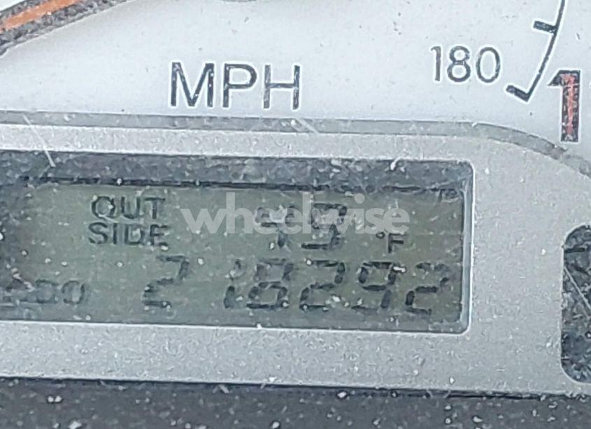 Photo 15 of 2005 Toyota Corolla S (VIN 1NXBR32E75Z490022)