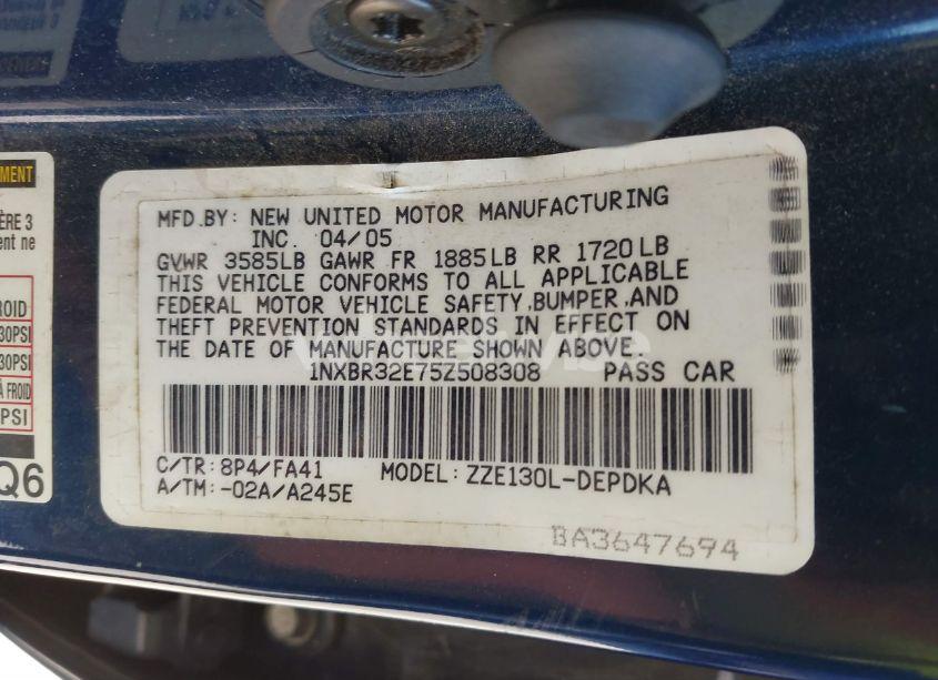 Photo 9 of 2005 Toyota Corolla CE (VIN 1NXBR32E75Z508308)