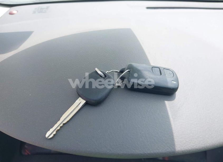 Photo 11 of 2006 Toyota Corolla CE (VIN 1NXBR32E76Z629714)