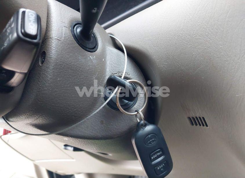 Photo 11 of 2006 Toyota Corolla LE (VIN 1NXBR32E76Z741994)