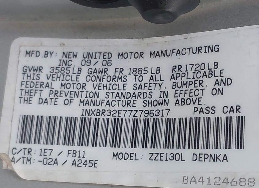 Photo 9 of 2007 Toyota Corolla LE (VIN 1NXBR32E77Z796317)