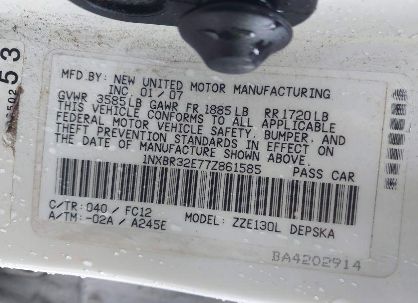 Photo 9 of 2007 Toyota Corolla S (VIN 1NXBR32E77Z861585)