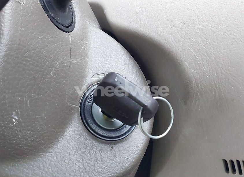 Photo 11 of 2007 Toyota Corolla LE (VIN 1NXBR32E77Z865944)