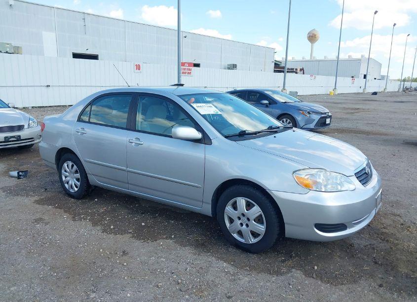 2008 Toyota Corolla LE (VIN 1NXBR32E78Z047132) main photo