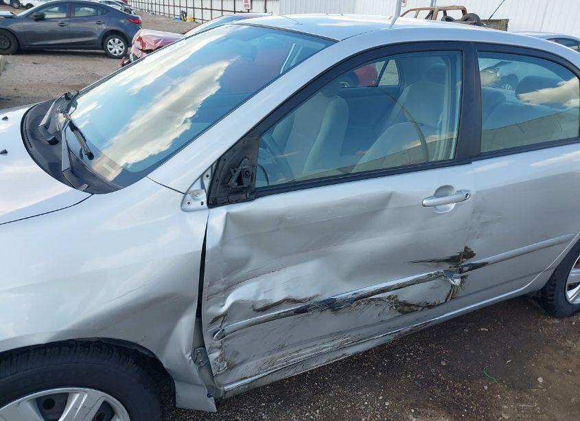 Photo 6 of 2008 Toyota Corolla LE (VIN 1NXBR32E78Z047132)