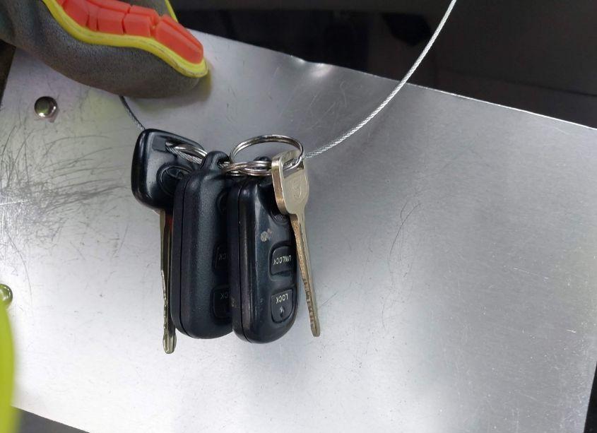 Photo 11 of 2003 Toyota Corolla LE (VIN 1NXBR32E83Z048590)