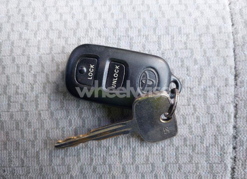 Photo 11 of 2003 Toyota Corolla LE (VIN 1NXBR32E83Z055877)