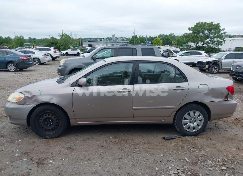 Photo 13 of 2003 Toyota Corolla LE (VIN 1NXBR32E83Z155591)