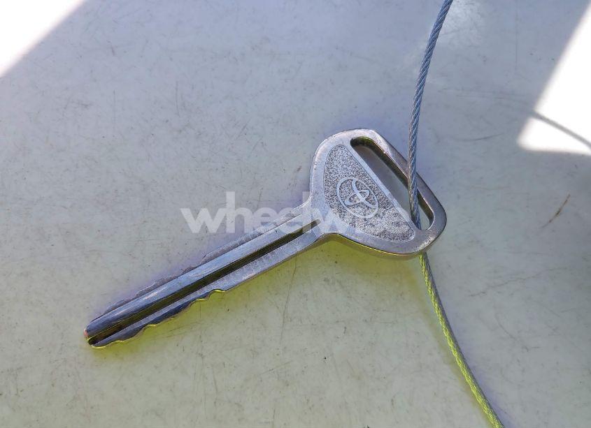 Photo 11 of 2004 Toyota Corolla CE (VIN 1NXBR32E84Z209408)