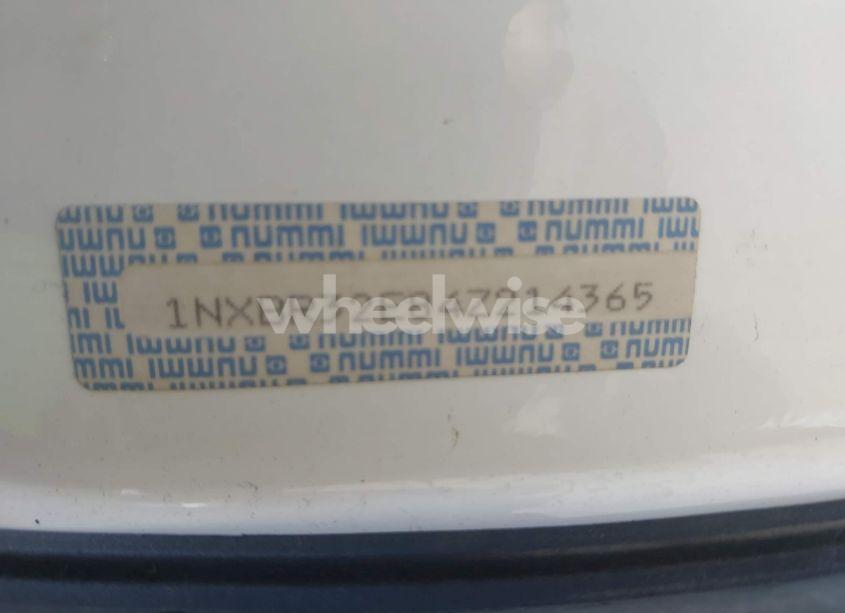 Photo 9 of 2004 Toyota Corolla CE (VIN 1NXBR32E84Z214365)