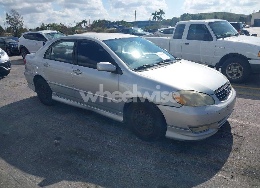 2004 Toyota Corolla S (VIN 1NXBR32E84Z250492) main photo