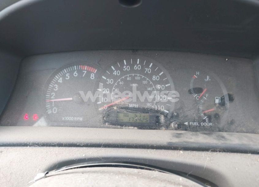 Photo 7 of 2004 Toyota Corolla CE (VIN 1NXBR32E84Z258222)