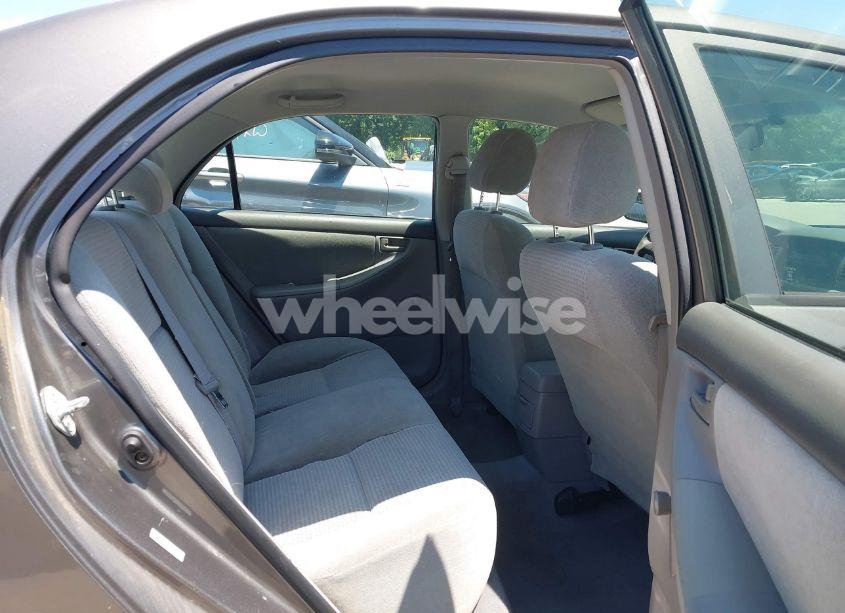 Photo 8 of 2005 Toyota Corolla CE (VIN 1NXBR32E85Z396750)