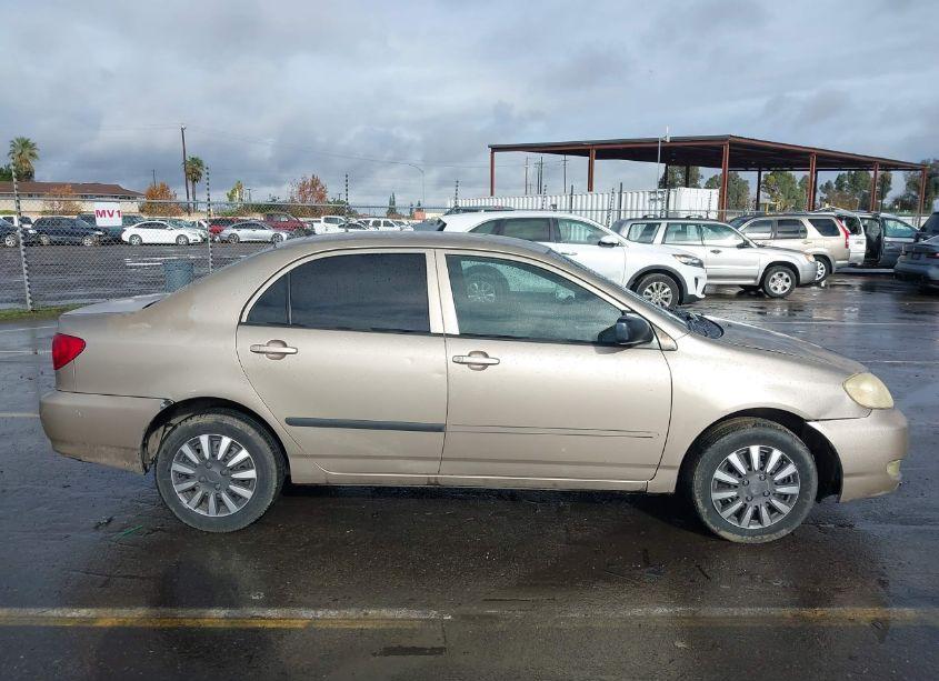 Photo 13 of 2005 Toyota Corolla CE (VIN 1NXBR32E85Z428886)