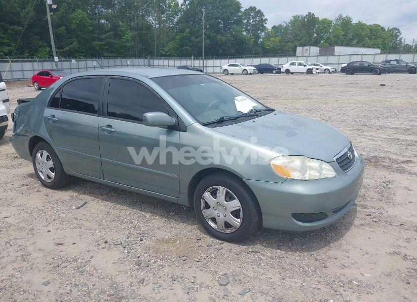 2005 Toyota Corolla LE (VIN 1NXBR32E85Z430928) main photo