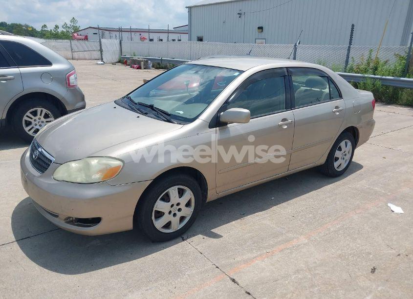Photo 2 of 2005 Toyota Corolla LE (VIN 1NXBR32E85Z439838)