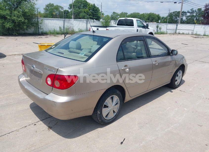 Photo 4 of 2005 Toyota Corolla LE (VIN 1NXBR32E85Z439838)