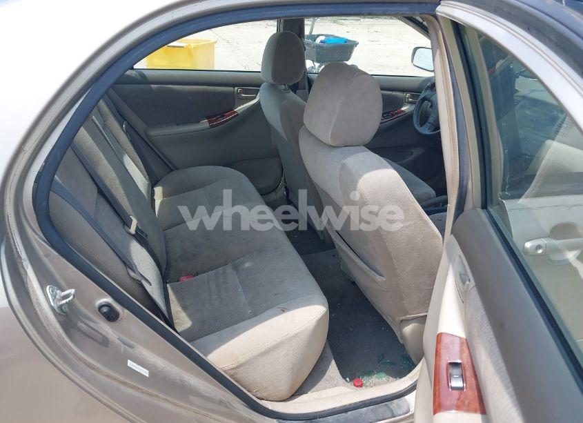 Photo 8 of 2005 Toyota Corolla LE (VIN 1NXBR32E85Z439838)