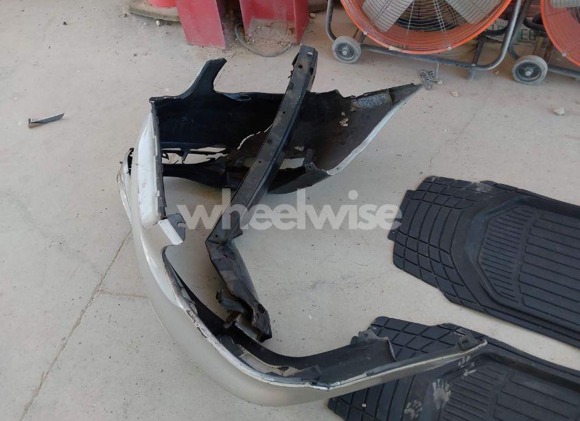 Photo 12 of 2005 Toyota Corolla CE (VIN 1NXBR32E85Z460561)