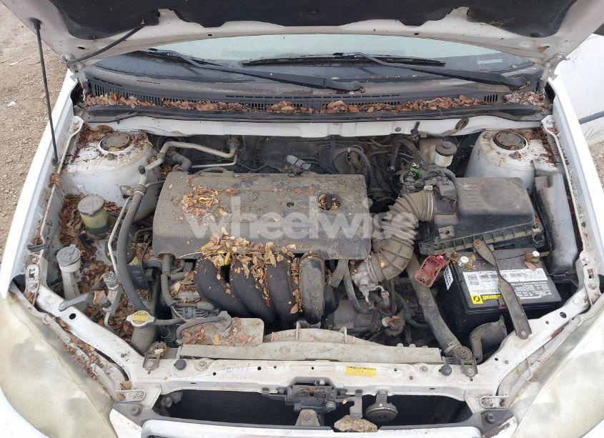 Photo 10 of 2005 Toyota Corolla CE (VIN 1NXBR32E85Z461497)